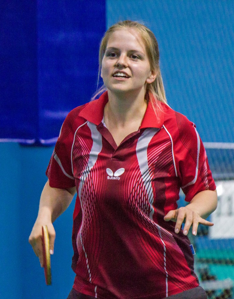 Александра Карасева - настольный теннис фото