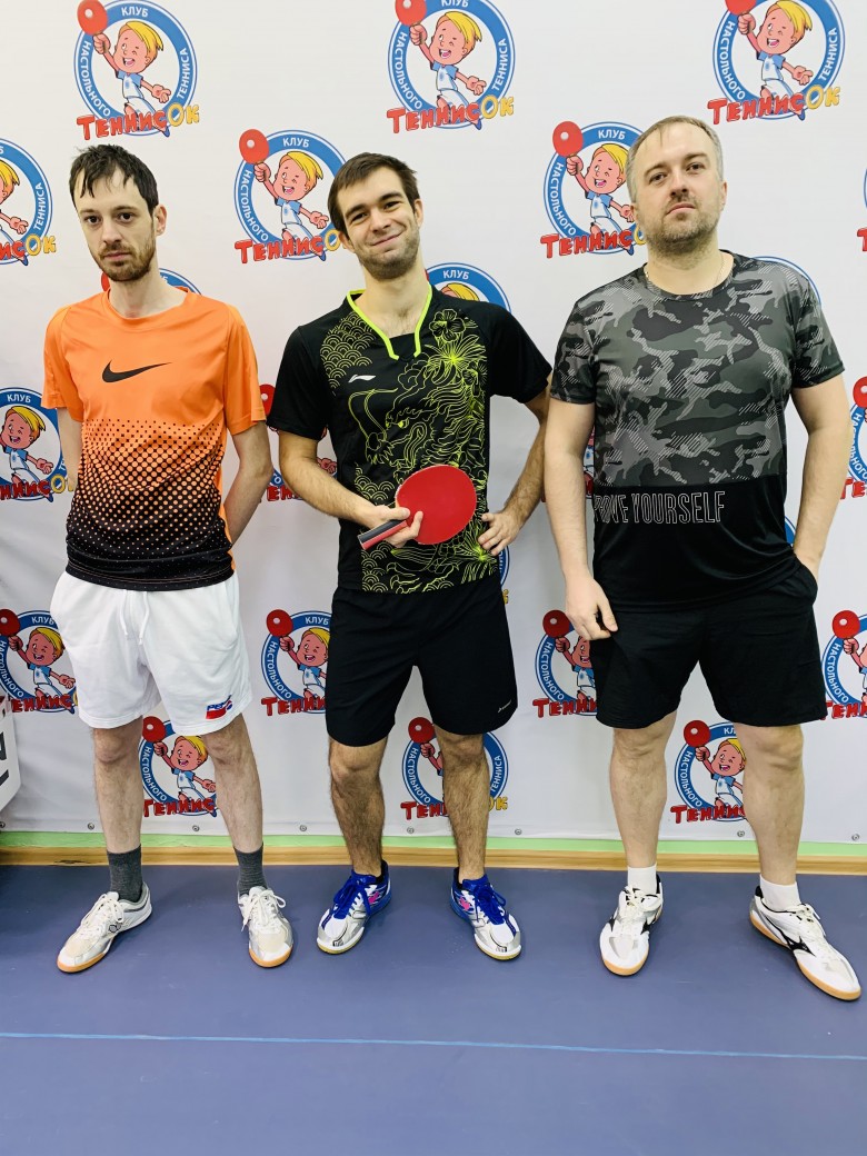 Команда «Drunk Masters»  - настольный теннис фото