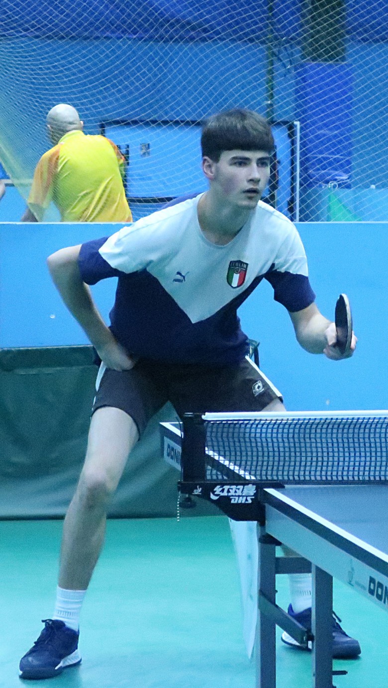 Артемов Андрей - настольный теннис фото