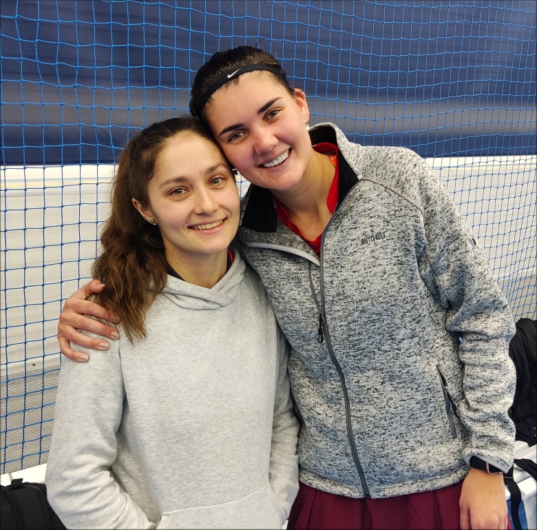 Две звёздочки НТ: Гарнова Татьяна и Голубева Анастасия - настольный теннис фото