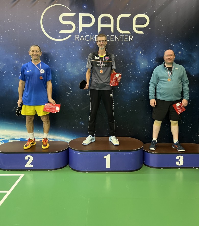 Победитель и призёры Space 300 - настольный теннис фото