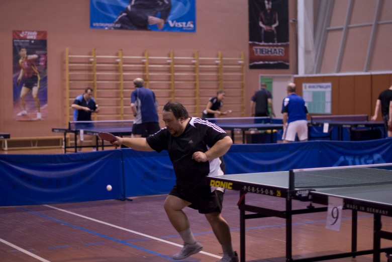 Эдуард Асалеев (прыг-скок) - настольный теннис фото