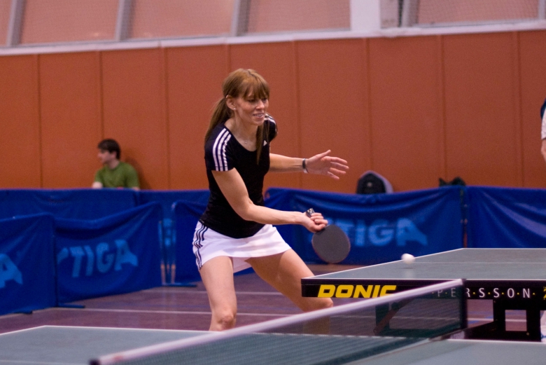Оля Епихина - настольный теннис фото
