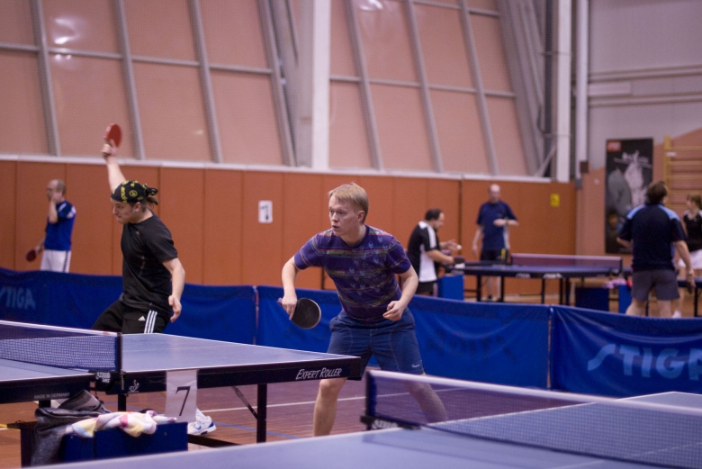 Александр Корепанов - настольный теннис фото