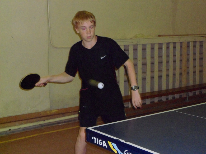 Андреев Сережа - настольный теннис фото