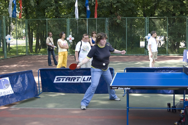 Nadenka29 атака справа - настольный теннис фото