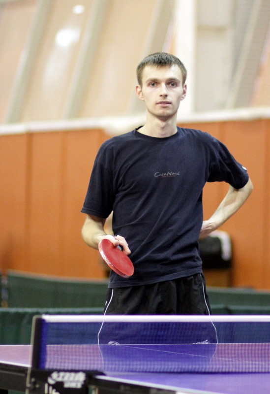 Дмитрий Цураков - настольный теннис фото