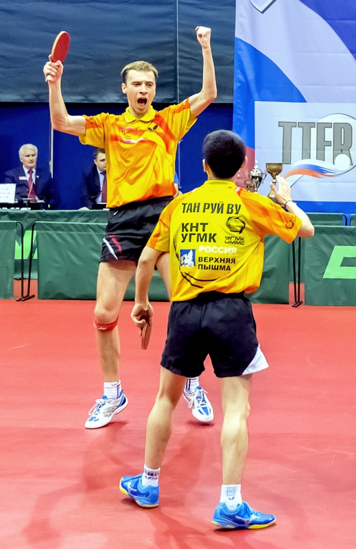 Пара: Александр Шибаев и Тан РуйВу - настольный теннис фото