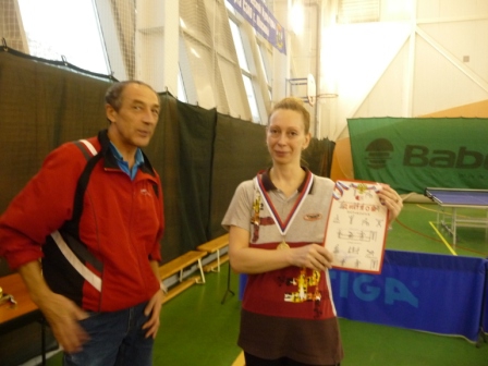 Таня Иванова - 1 место в категории 31-45 лет  - настольный теннис фото