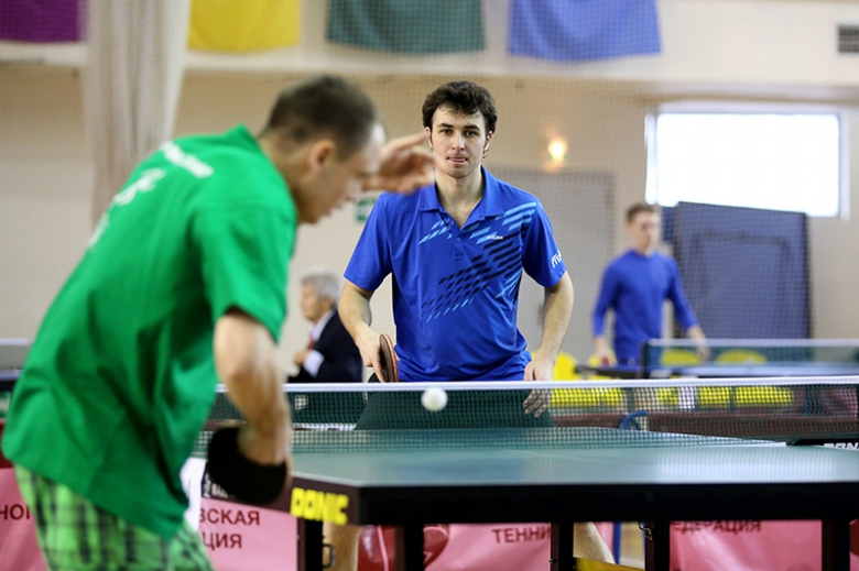 Дима Осипов - настольный теннис фото