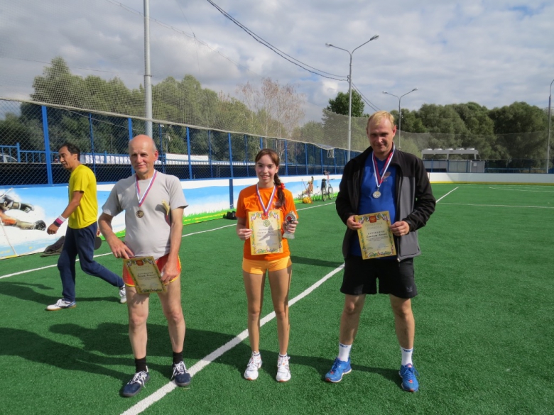 Горовая, Бушлаков, Захаров призеры  - настольный теннис фото