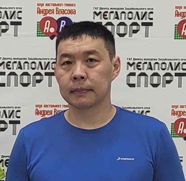 Санданов Доржи - победитель вечернего турнир КНТАВ 10 мая 2023 - настольный теннис фото