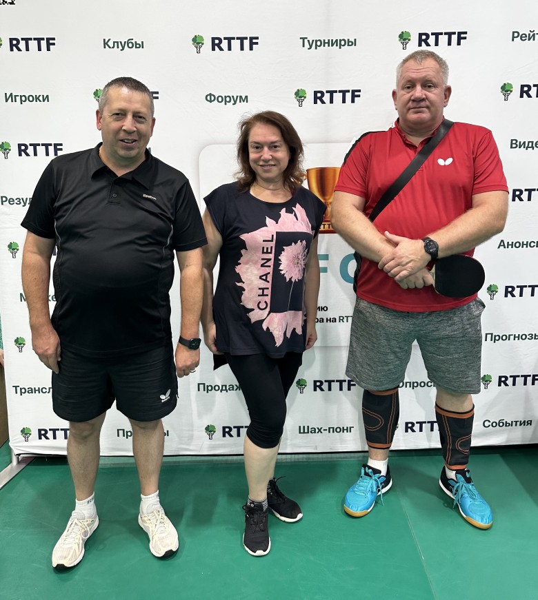 Команда Крылатые ракетки - настольный теннис фото