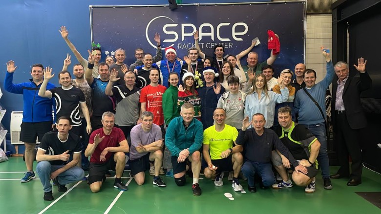 Новогодний турнир в клубе Space - настольный теннис фото