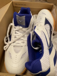 Кроссовки Mizuno 46 р. новые