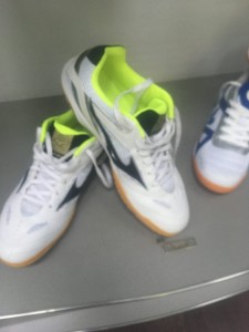 [продано] Продам абсолютно новые кроссоdки Mizuno размер Евро 44, JP - 28,5 см