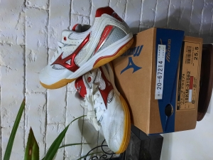 Продам MIZUNO Wave Drive 6 25,5 см Новые!!